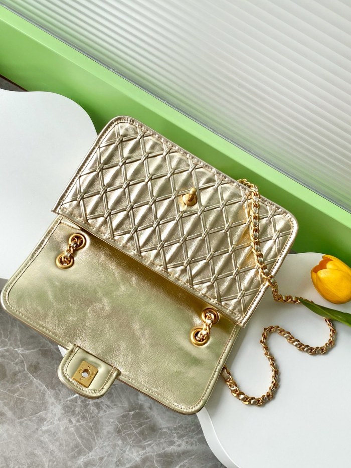 25C Classic Flap Mini Metallic Woven “15x25x8cm” -008 =AS4795