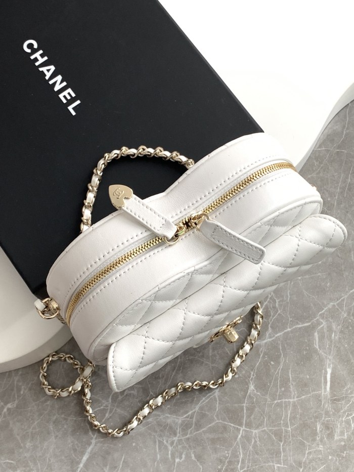 22CC Heart Bag Mini Lambskin “18x16.5x6.5cm” -006 =AS3191
