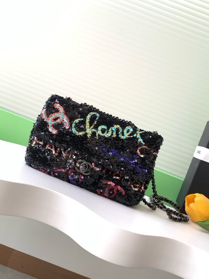 24S CF Mini Flap Sequin Graffiti Logo “14x21x8cm” -058 =AS4561