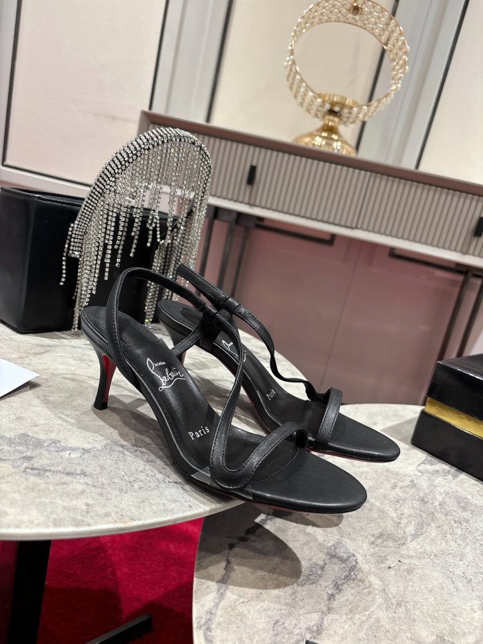 Lacquer Tip Thick Heel(Female)36-41=