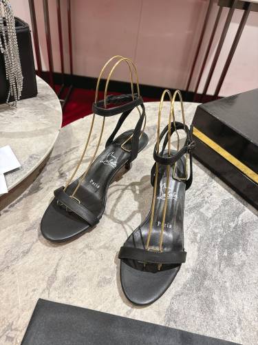 Lacquer Tip Thick Heel(Female)36-41=