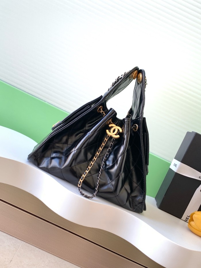 25C Hobo Small Shiny Lambskin “30x26x14cm” -009 =AS5293