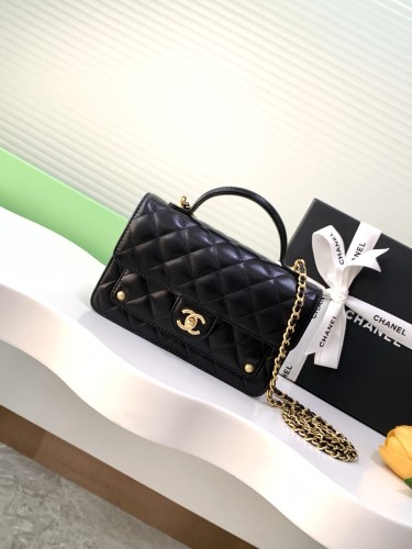 25B Classic Flap with Top Handle Small Lambskin “12.3x19x5cm” -057 =AP4674