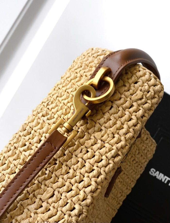 Le 37  15*13*6CM  -085=