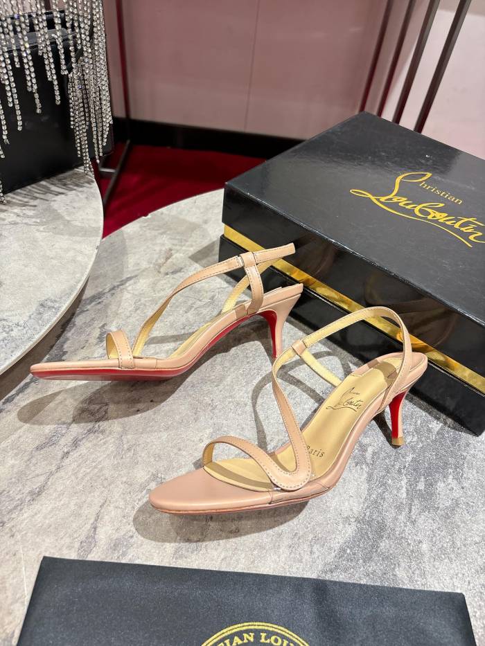 Lacquer Tip Thick Heel(Female)36-41=