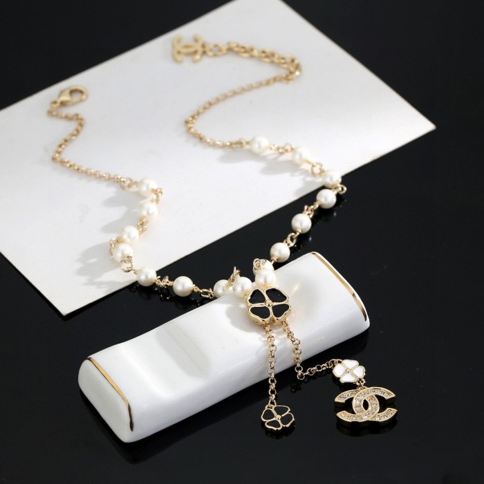Necklace 06=