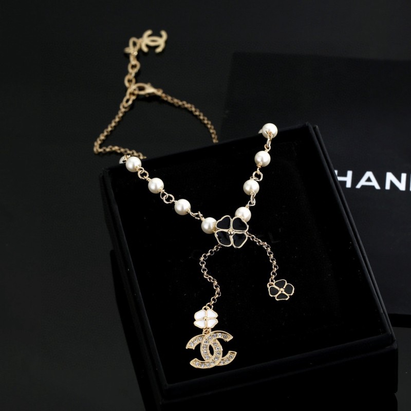 Necklace 06=