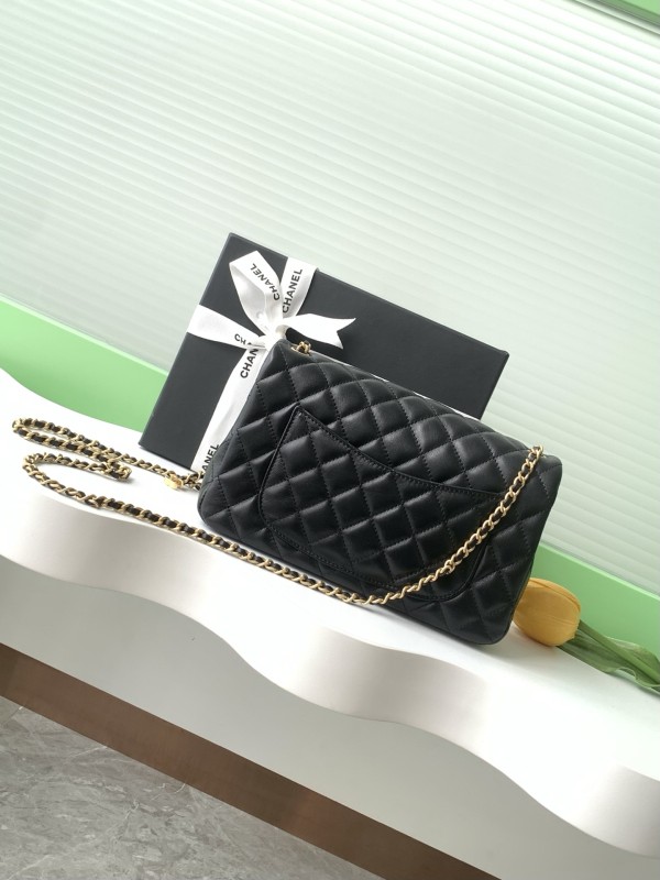 25B Classic Flap Medium Lambskin “14.5x23.5x7cm” -047 =AS5756