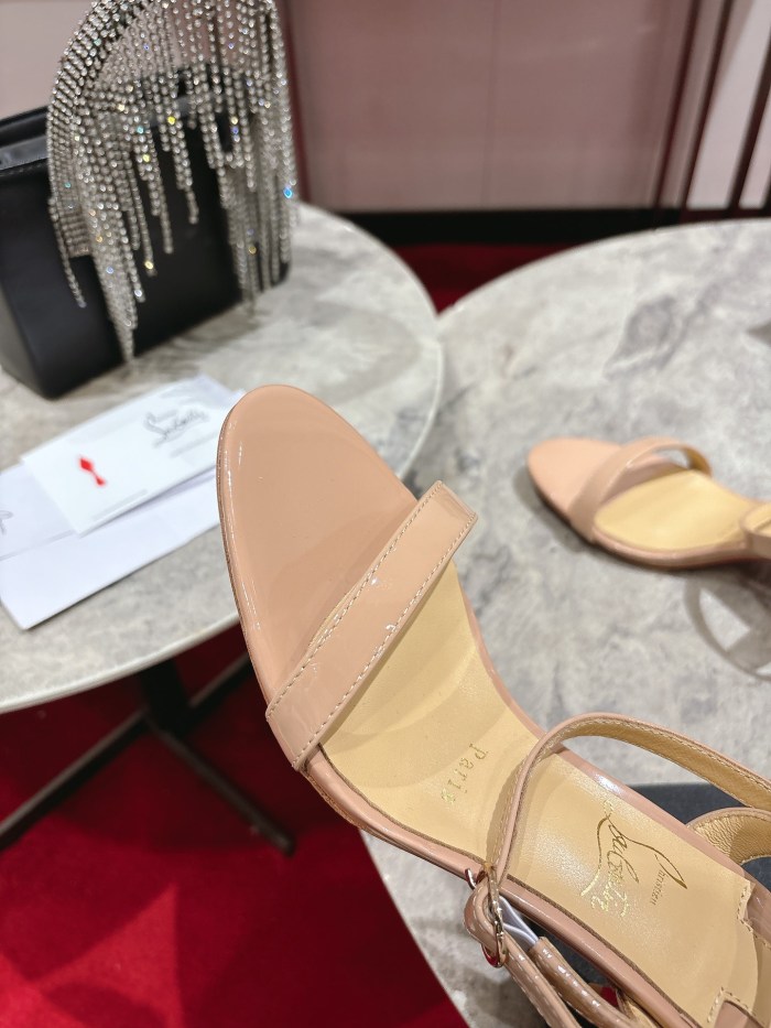 Lacquer Tip Thick Heel(Female)36-41=