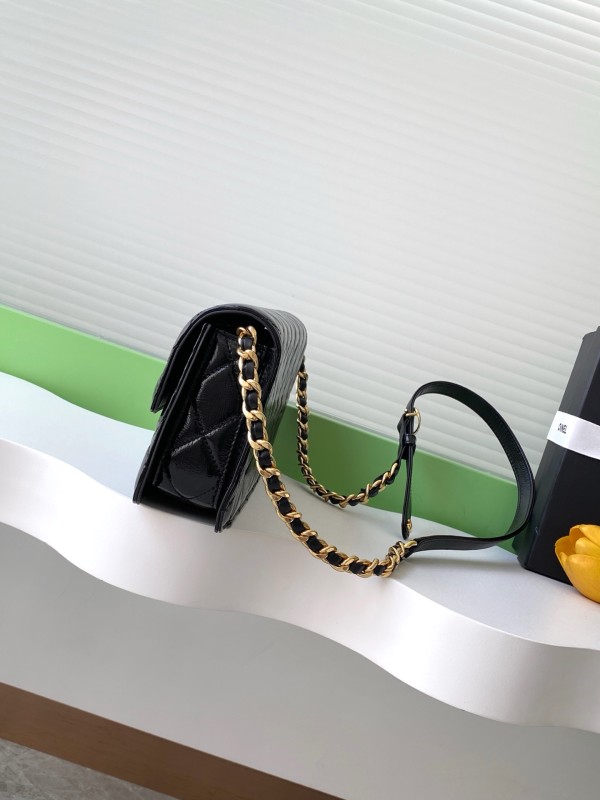 25A Baguette Clutch Patent Leather “18x30x5cm” -057 =AS5642