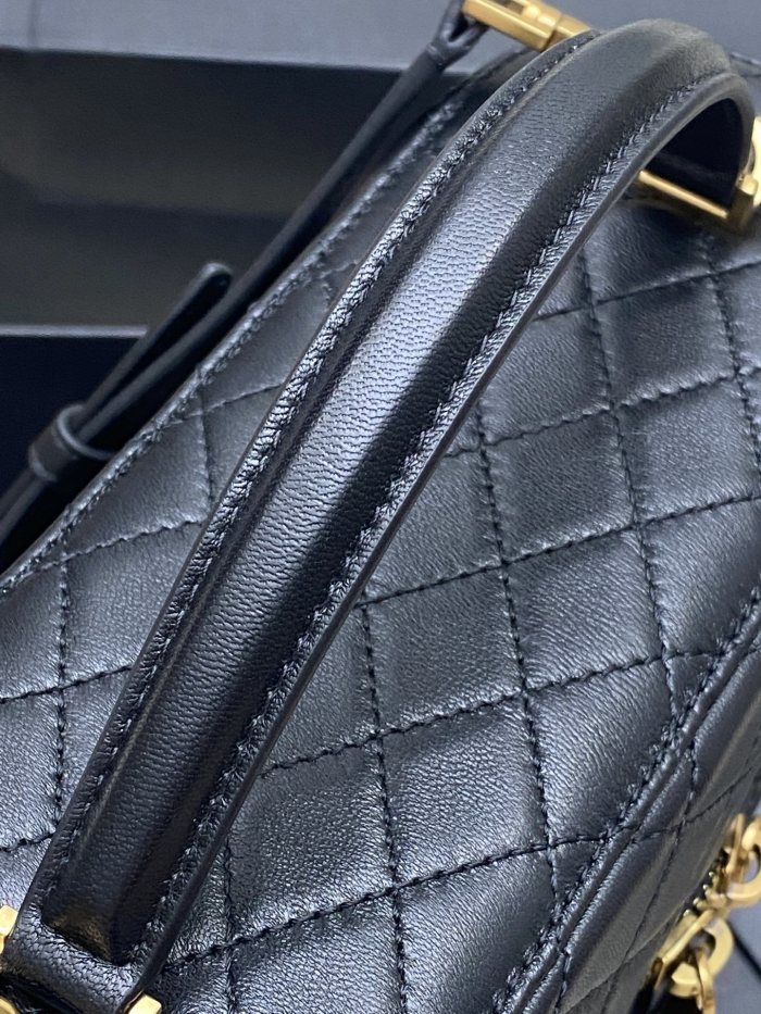 GABY large vanity bag in lambskin  22.5*15*8CM  -006=