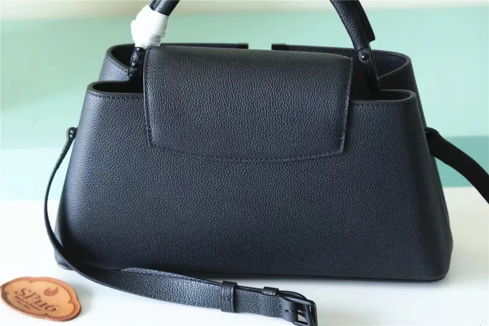 Capucines East West MM Bag “31.5*21*11CM” 0621