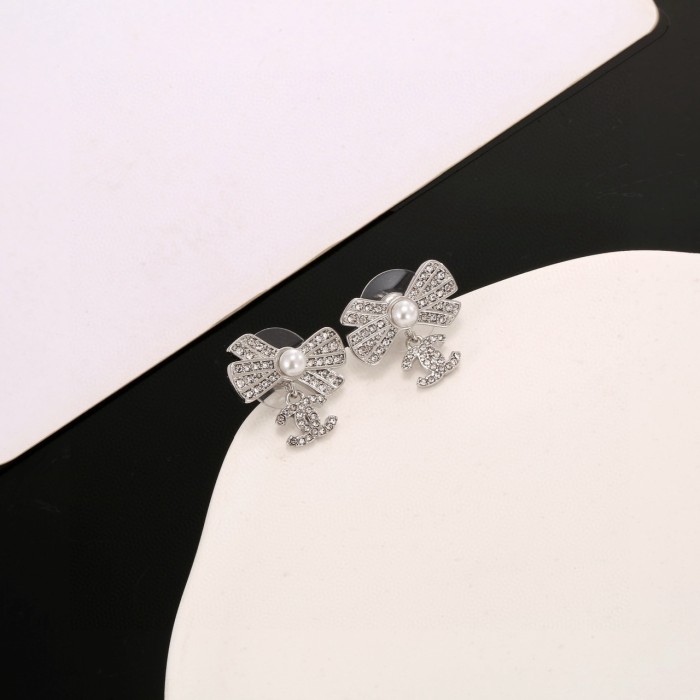 Earring 04=