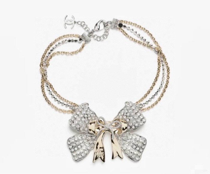 Necklace 09=