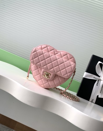 25B Heart Bag Small Light Pink “18x16.5x6.5cm” -006 =AS3191