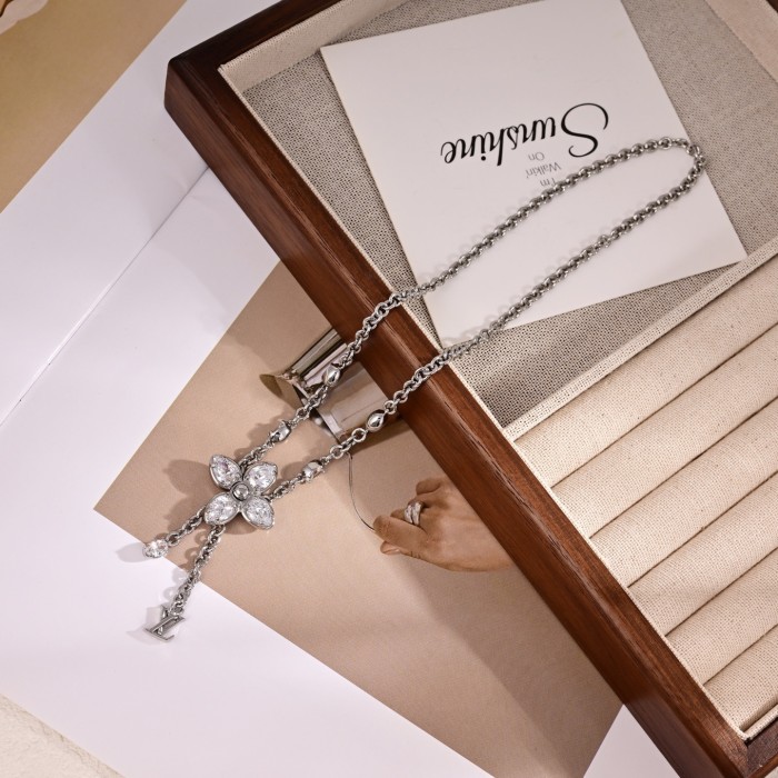 Earring 07=