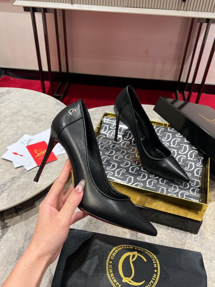 Lacquer Tip Thick Heel(Female)36-41=