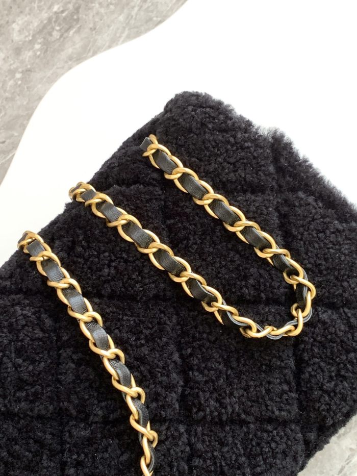 24K Medium Classic Flap Bag in Shearling Leather “16x23.5x7.5cm” -067 =AS5149