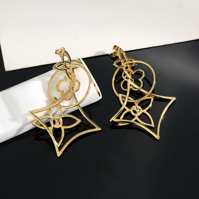 Earring 06=