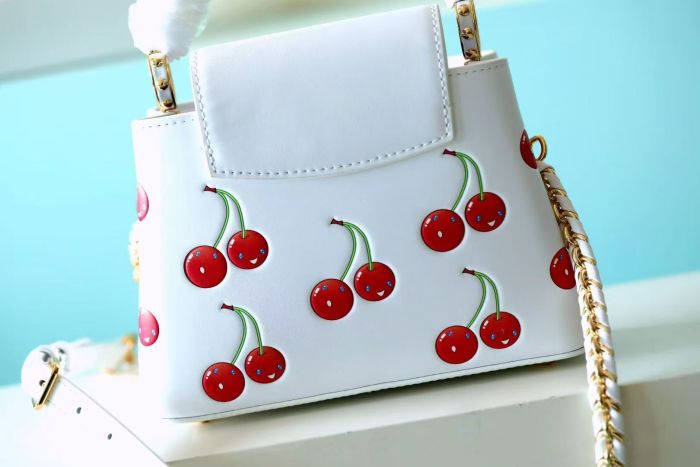 Capucines East West Mini “22*12*8CM” 0521