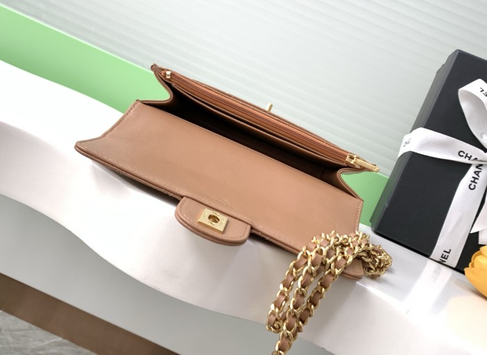 25B Classic Flap with Top Handle Small Lambskin “12.3x19x5cm” -057 =AP4674