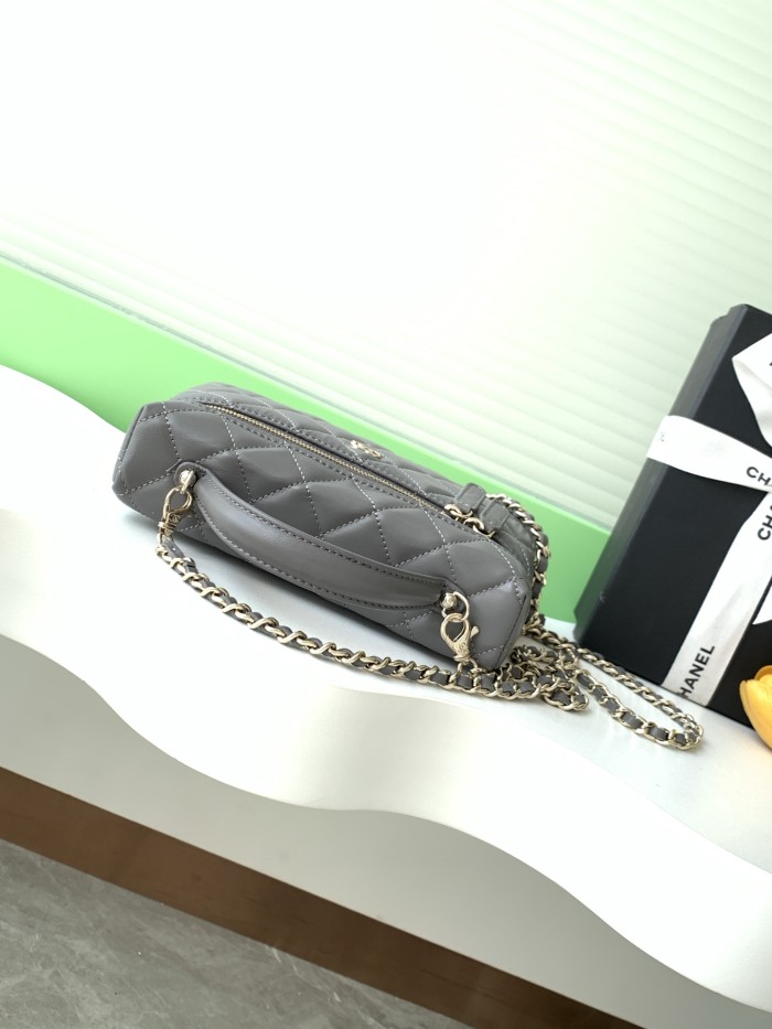 25B Vanity Case Small Lambskin “17x19.5x5cm” -085 =AP4385