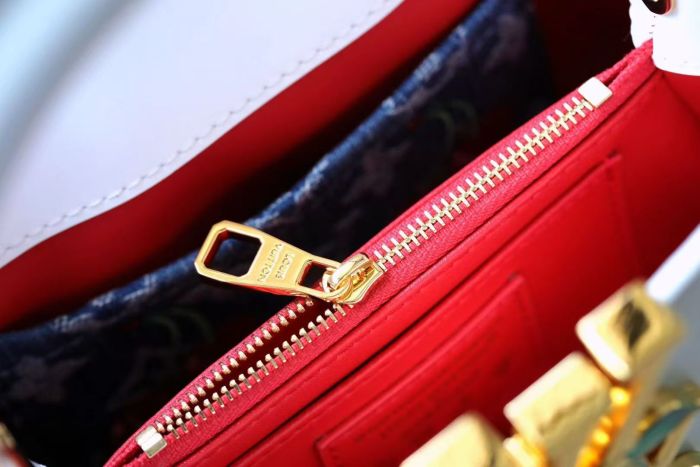 Capucines East West Mini “22*12*8CM” 0521