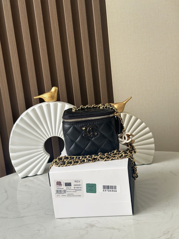 24A Mini Vanity Case Lambskin “11x9x8cm” -095 =A88081
