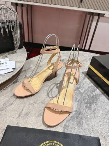 Lacquer Tip Thick Heel(Female)36-41=