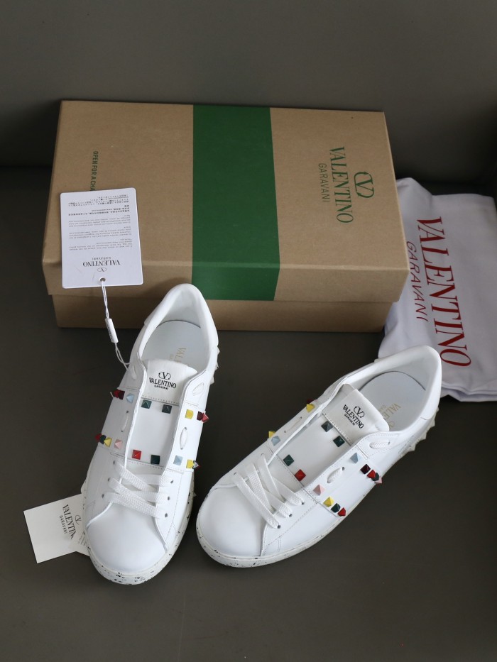 Rockstud Untitled Sneaker(Unisex)36-45=