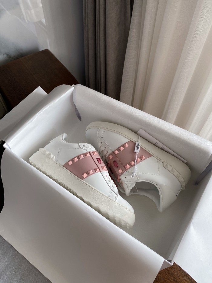 Rockstud Untitled Sneaker(Unisex)36-45=