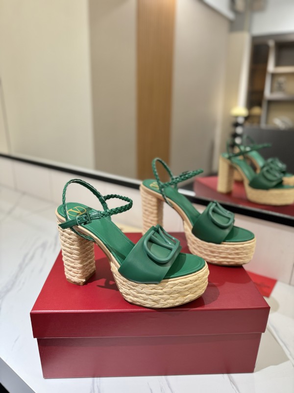 Signature Calfskin Slingback Pump(Female)36-41=