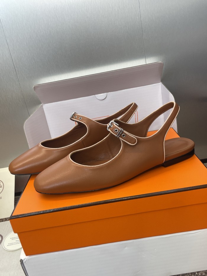 Kleo Slingback (Female)36-41=