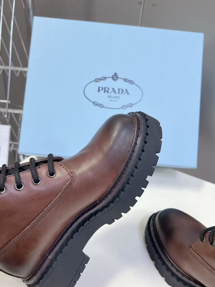 Boots (Female) 35-40=