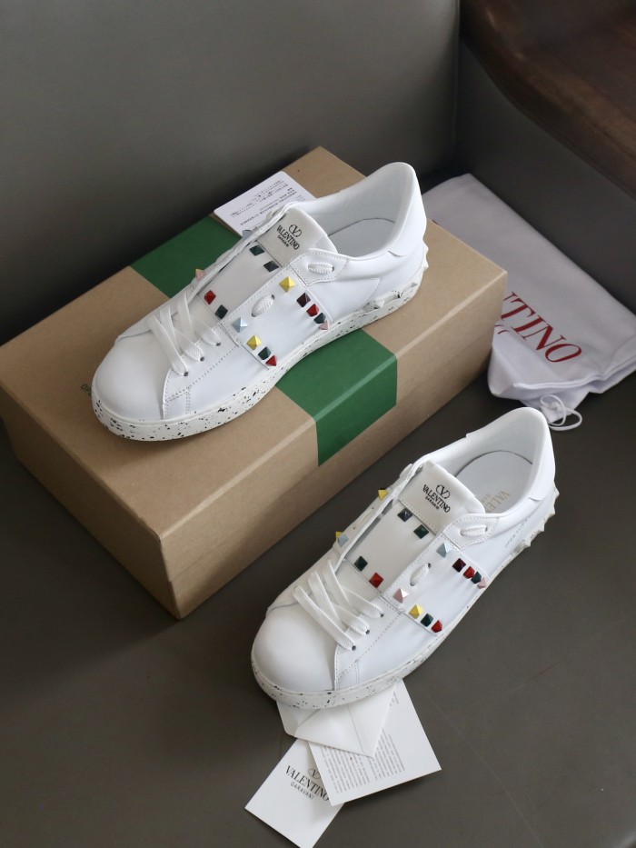 Rockstud Untitled Sneaker(Unisex)36-45=