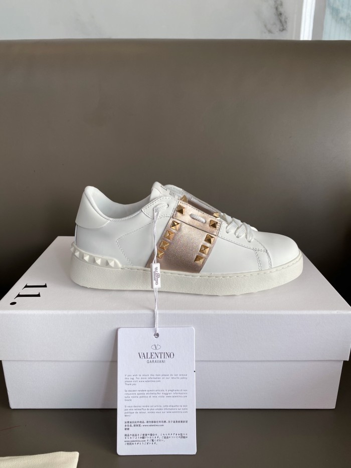 Rockstud Untitled Sneaker(Unisex)36-45=