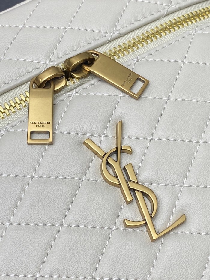 GABY large vanity bag in lambskin  22.5*15*8CM  -006=