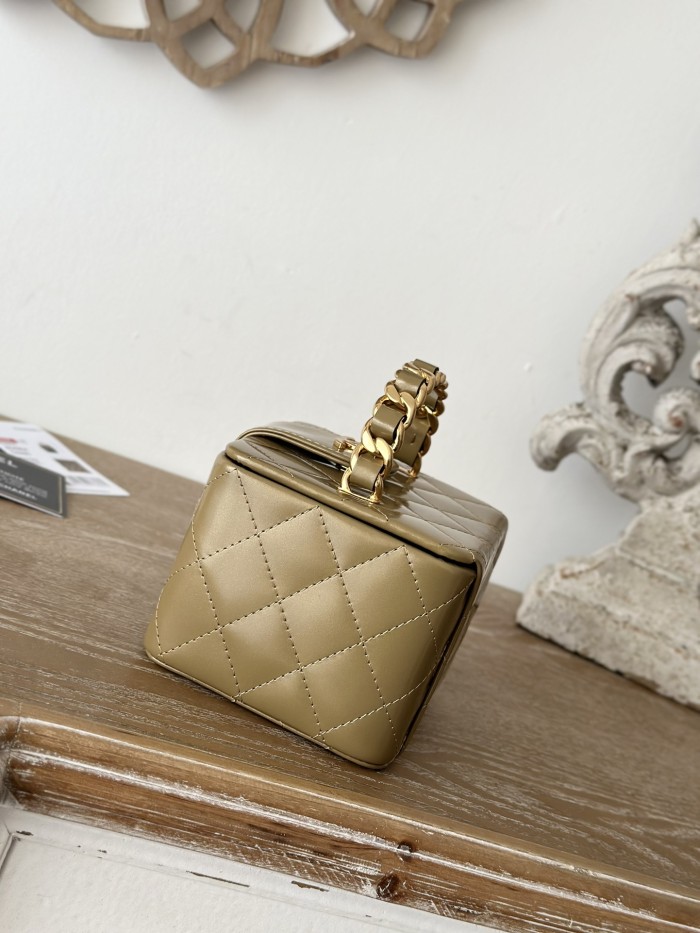 Vintage Mini Vanity Case Grained Calfskin “11x9.5x8.5cm” -036 =2227