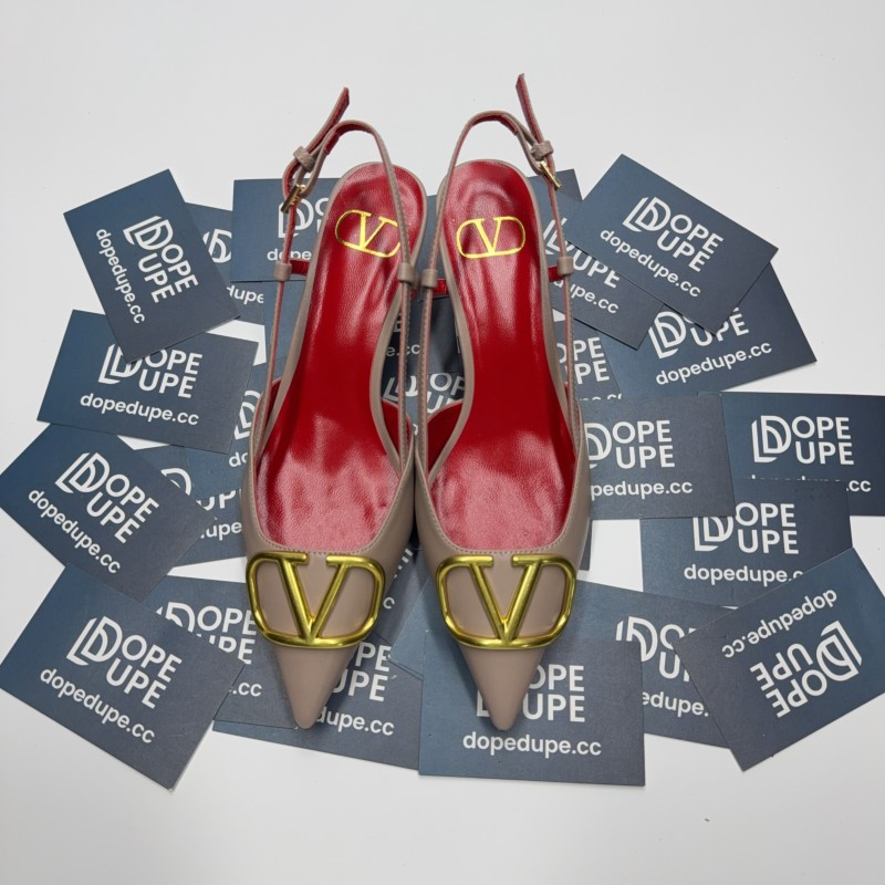 Signature Calfskin Slingback Pump(Female)36-41
