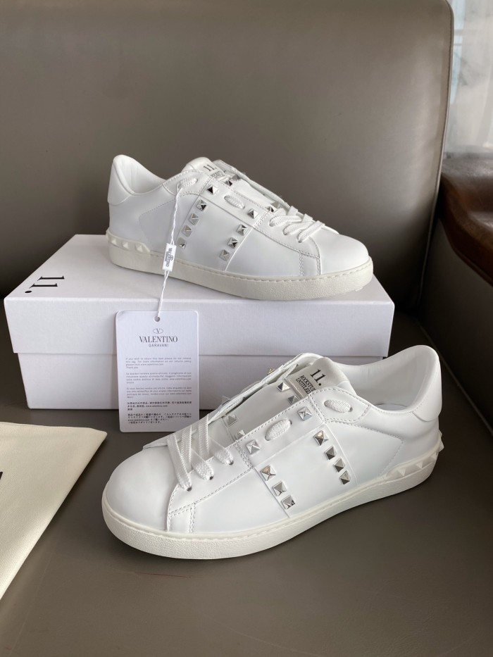 Rockstud Untitled Sneaker(Unisex)36-45=