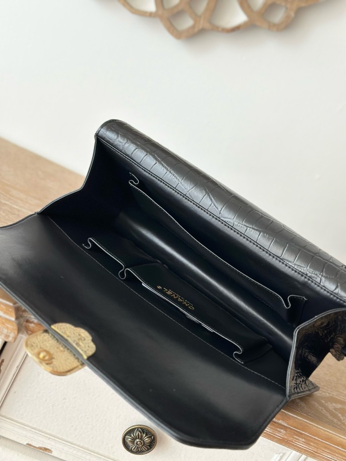 Vintage Crocodile Embossed Clutch “30x13x4cm” -008 =A2217