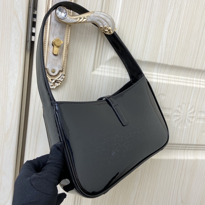 LE 5A7  24.5*16*6CM  -055=
