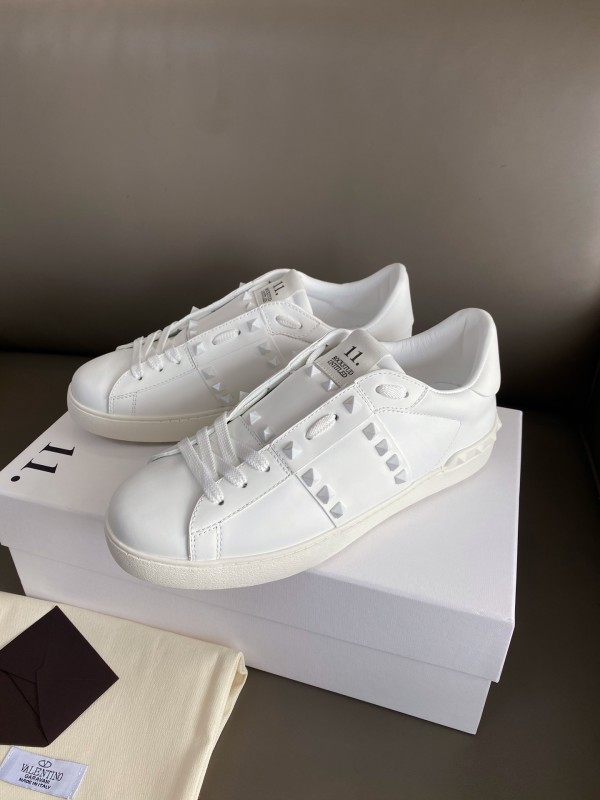 Rockstud Untitled Sneaker(Unisex)36-45=