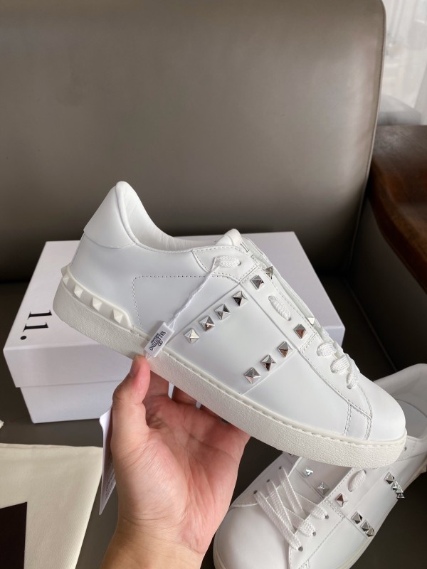 Rockstud Untitled Sneaker(Unisex)36-45=