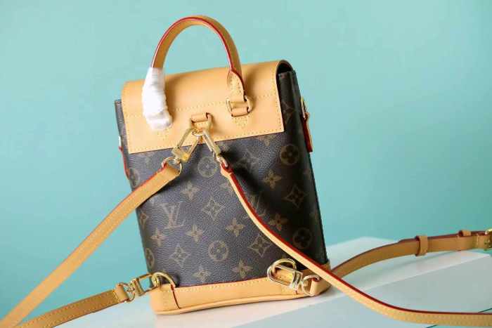 PM Soho “23*8*17CM” 065