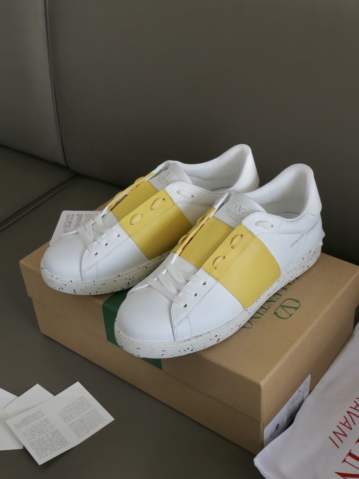 Rockstud Untitled Sneaker(Unisex)36-45=