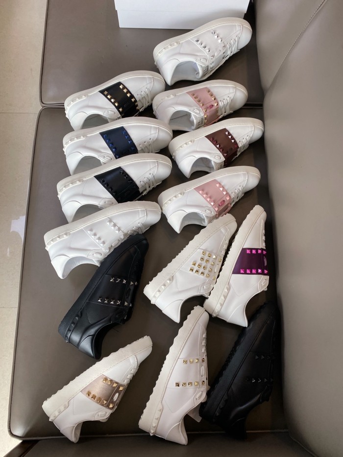 Rockstud Untitled Sneaker(Unisex)36-45=