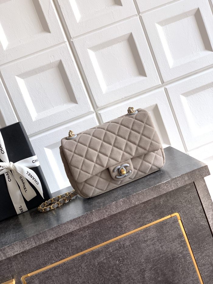 26C Mini Classic Flap Bag “20x14x6cm” -076 =A01116