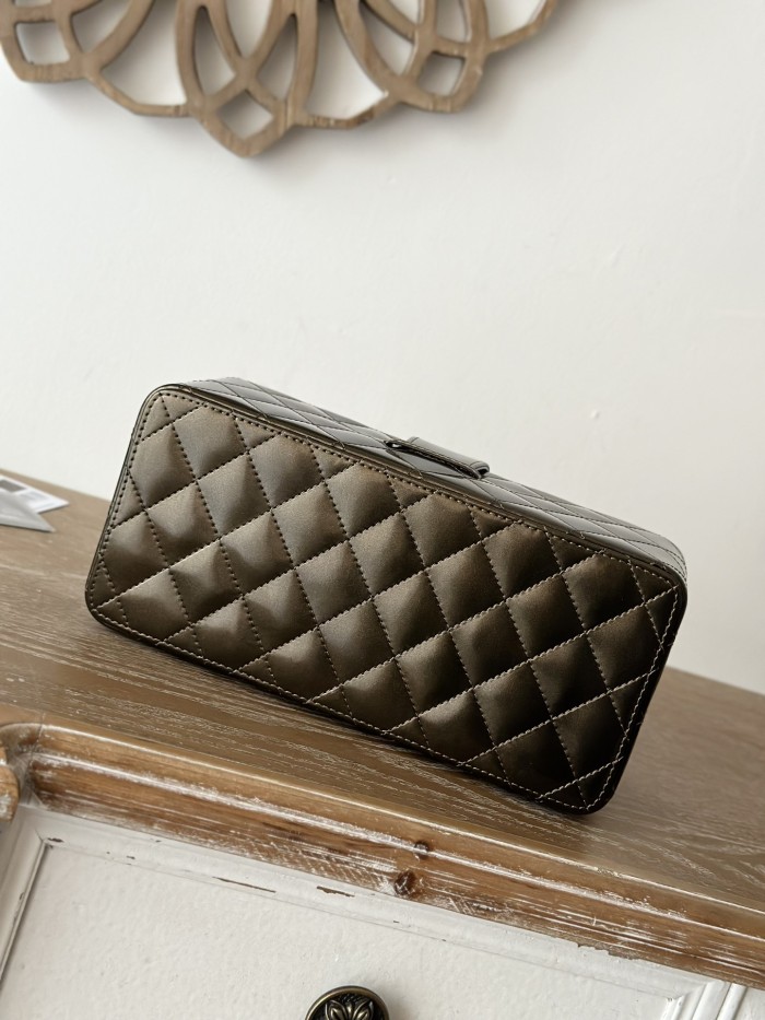 Vintage Long Vanity Case Grained Calfskin “22x10x8.5cm” -037 =2226