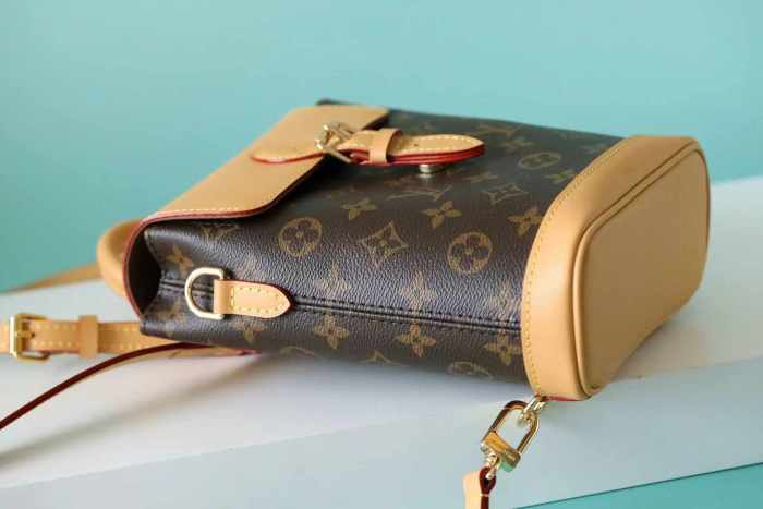 PM Soho “23*8*17CM” 065